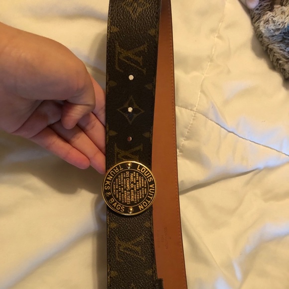 Louis Vuitton Belt - Picture 2 of 6